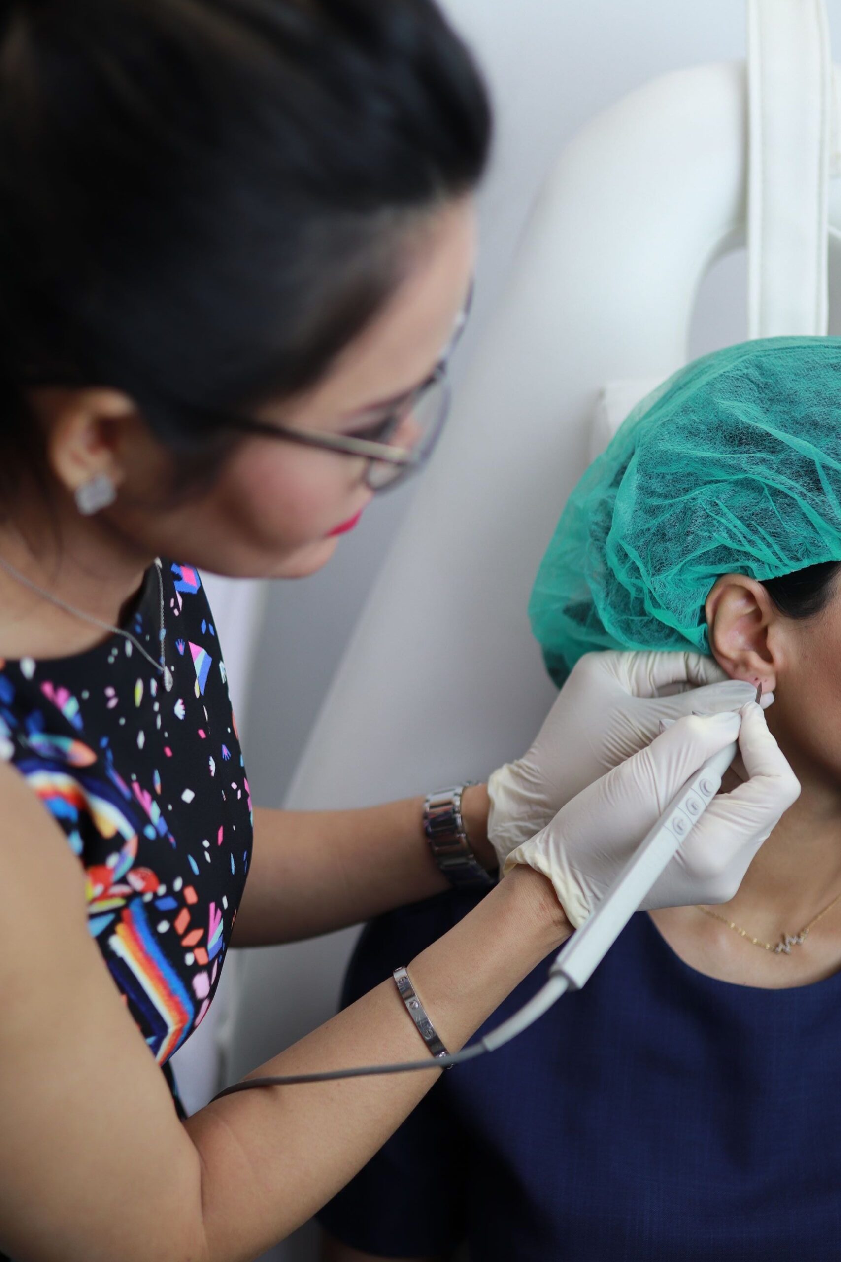 Earlobe keloids Treatments